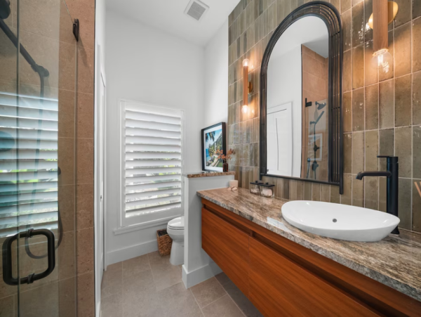 Luxurious Naples Designer Home with Water Views - Book Your Stay Today!
